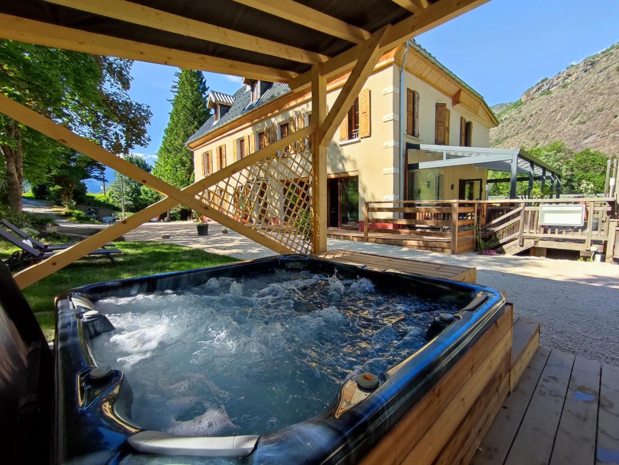 Bo Lodge Le Bourg-d'Oisans Exterior photo